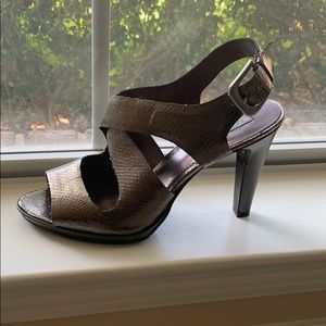 Beautiful Bdzalla heel sandal